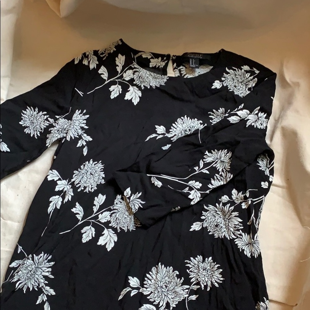 black and white floral dress